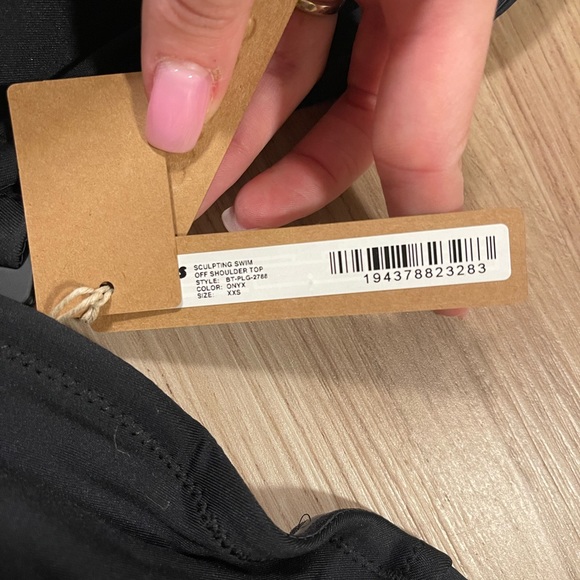 NWT SKIMS BIKINI TOP - Picture 3 of 4